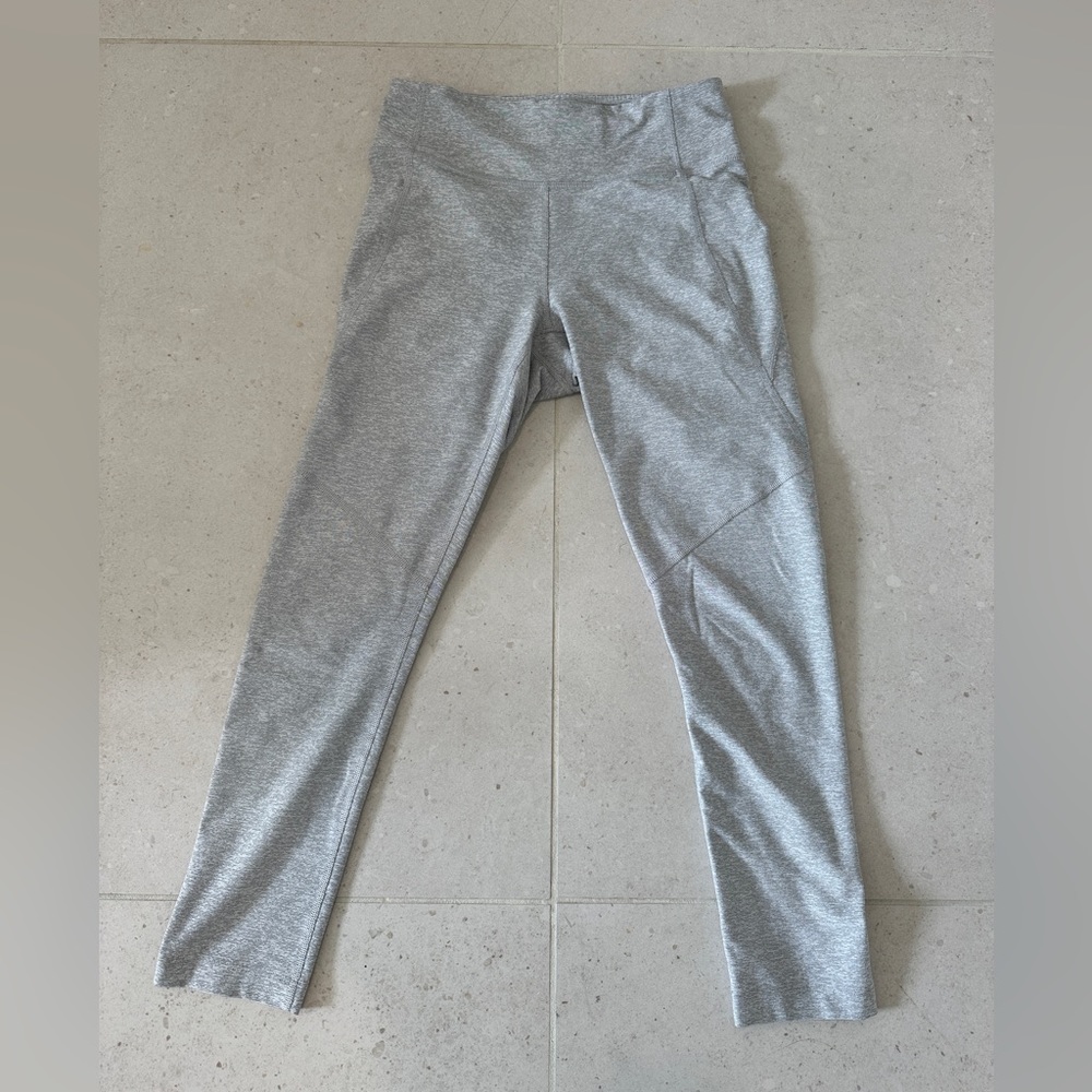 Outdoor Voices Leggings in Dove Grey